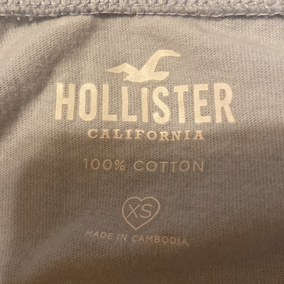 hollister tee (xs) - Picture 2 of 2